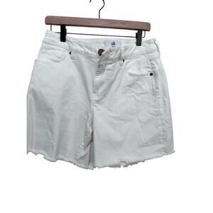 CAbi #5985 Women's White Cotton Blend Raw Hem Jeans Shorts Size 8